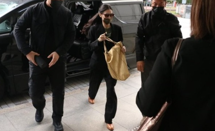 张柏芝太惨了！遭前经纪人伪造合同，诈骗千万片酬，还被威胁不听话就抹黑你(图3)