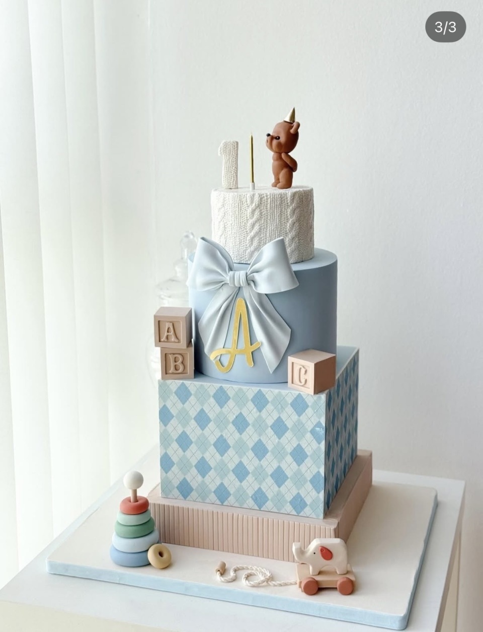 何猷君前任为二胎庆生，搭私人飞机出国庆祝，儿子已一岁生父不详(图3)