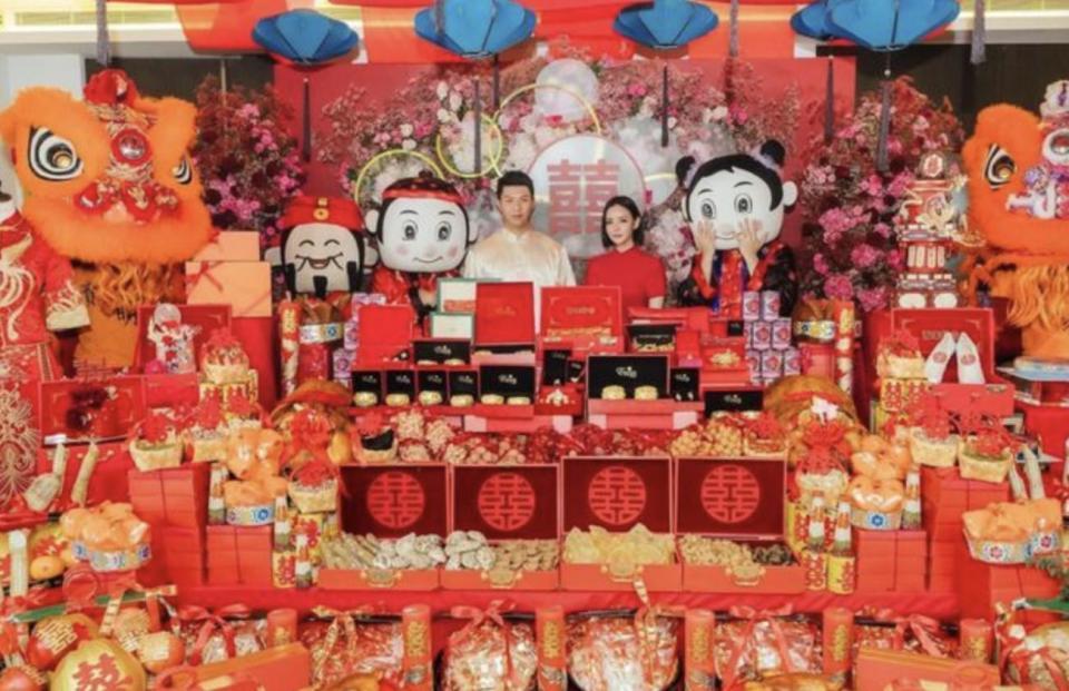 何猷君前任为二胎庆生，搭私人飞机出国庆祝，儿子已一岁生父不详(图6)