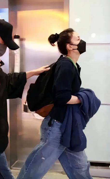 谢霆锋也没想到，爱了20年的王菲，到头来能让她开心的另有其人？(图9)