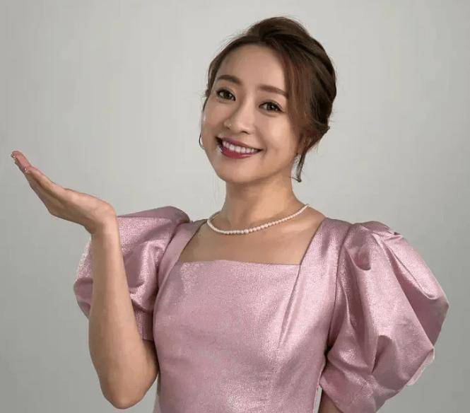 37岁知名女星猝死！昏迷前曾联系未婚夫，倒地不起40分钟内身亡，今死因曝光事有蹊跷？(图7)