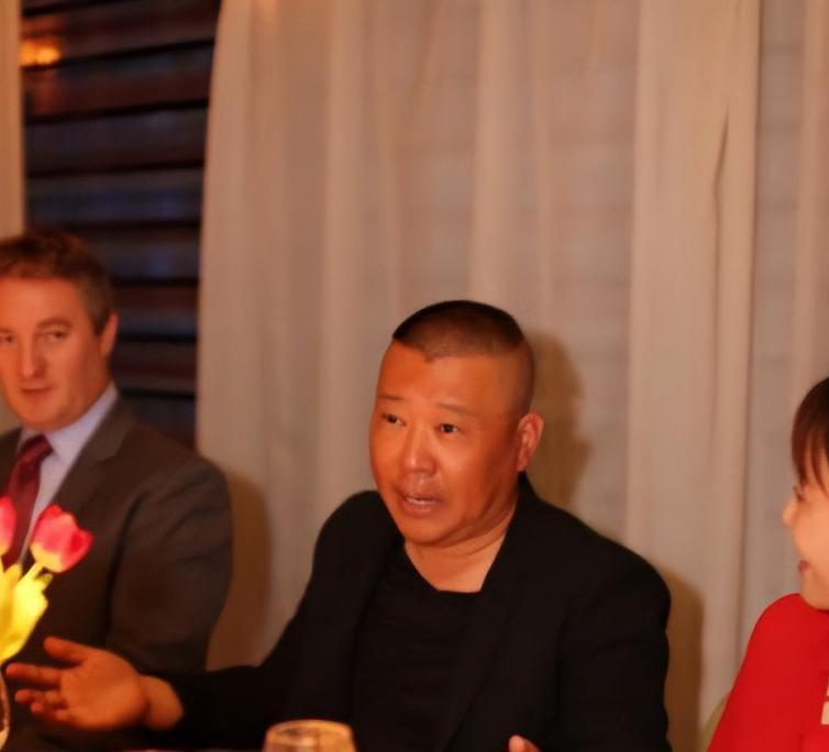 一觉醒来天塌了！郭德纲因一场相声被约谈，如今下场怪不了别人(图7)