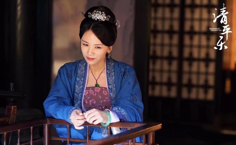 和陈思诚同居3年转嫁富豪，离婚后独自带女儿，今靠陈妍希再翻红(图8)