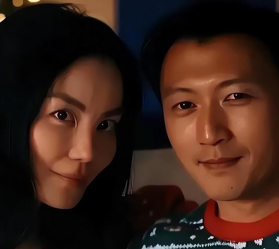 不再隐瞒！谢霆锋坦言拒绝和王菲结婚的真相，终为自己选择买了单(图5)