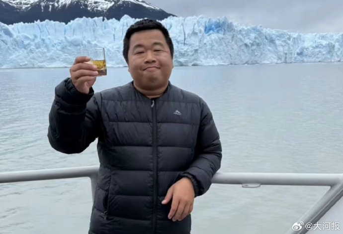 大使馆回应网红蓝战非被胁迫转账(图2)