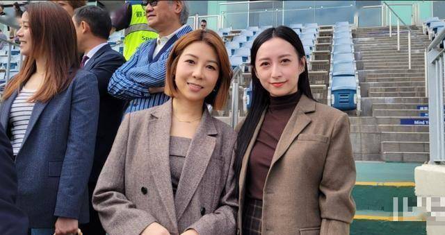 TVB视后龚嘉欣庆生,少妇联盟大搞睡衣派对,事业登顶感情随缘(图7) TVB视后龚嘉欣庆生,少妇联盟大搞睡衣派对,事业登顶感情随缘(图7)