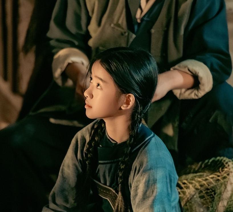 聂远发文替女儿宣传新剧，称呼女儿为老师，又一个星二代进圈拍戏(图3)