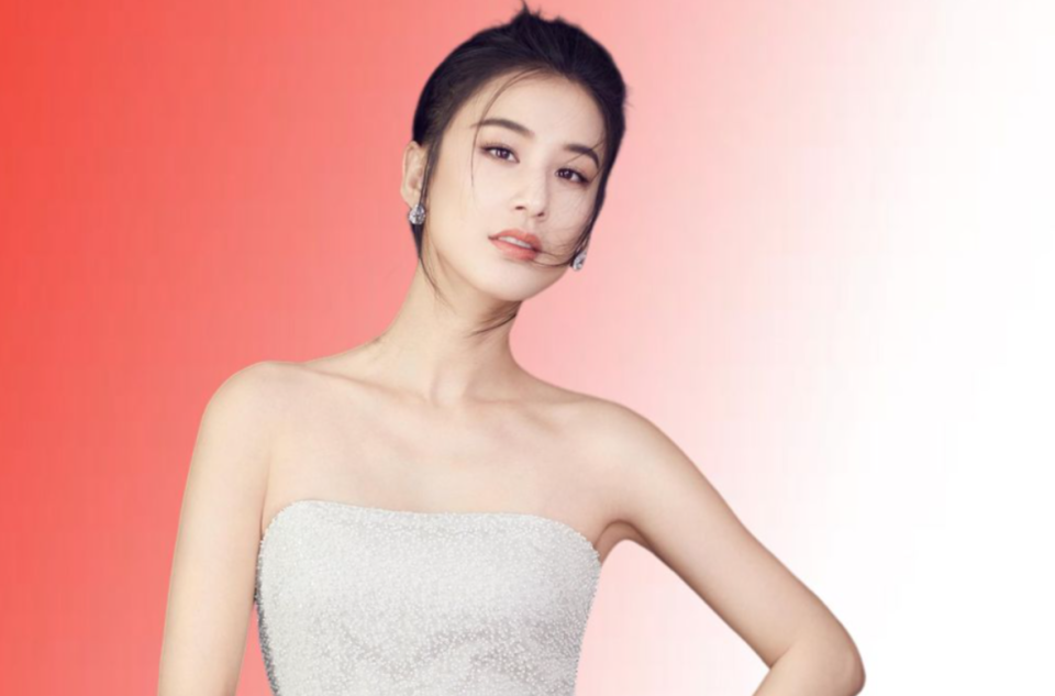 杨子直播曝看不上黄圣依挣的仨瓜俩枣，没对不起过她，快复合了(图3)