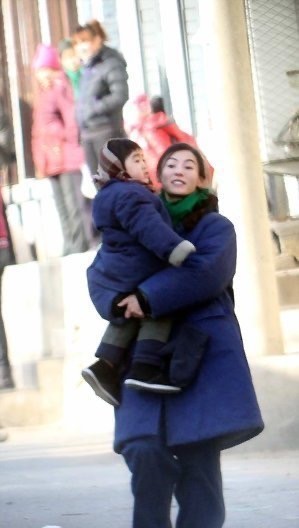 情义错付？张柏芝与余毓兴合约纠纷背后的真相与牺牲(图3)