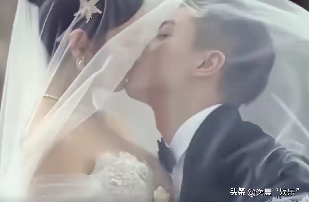 陈妍希霸榜热搜，撕开陈晓“强撑体面”的最后一层遮羞布(图4)