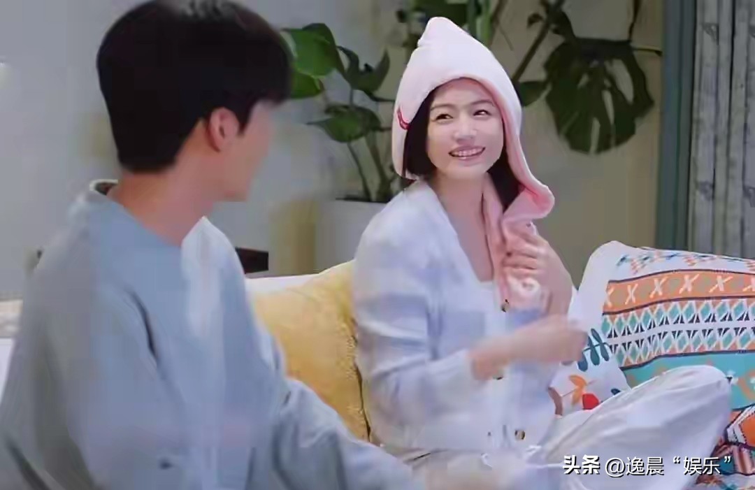 陈妍希霸榜热搜，撕开陈晓“强撑体面”的最后一层遮羞布(图14)