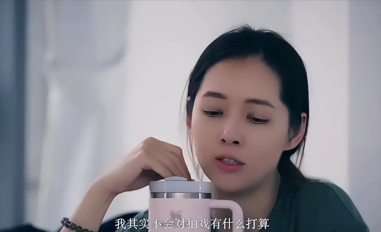 同样是豪门儿媳，将36岁奚梦瑶和41岁郭碧婷一对比，差距一目了然(图11)