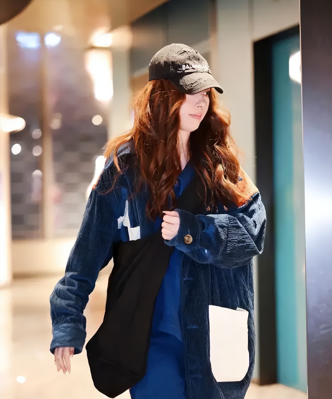 同样是豪门儿媳，将36岁奚梦瑶和41岁郭碧婷一对比，差距一目了然(图13)