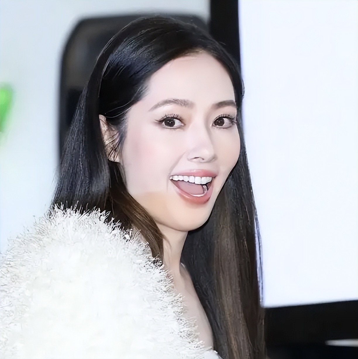 向太也没想到，自己千辛万苦给向佐找的媳妇，竟狠狠“拿捏”了她(图2)