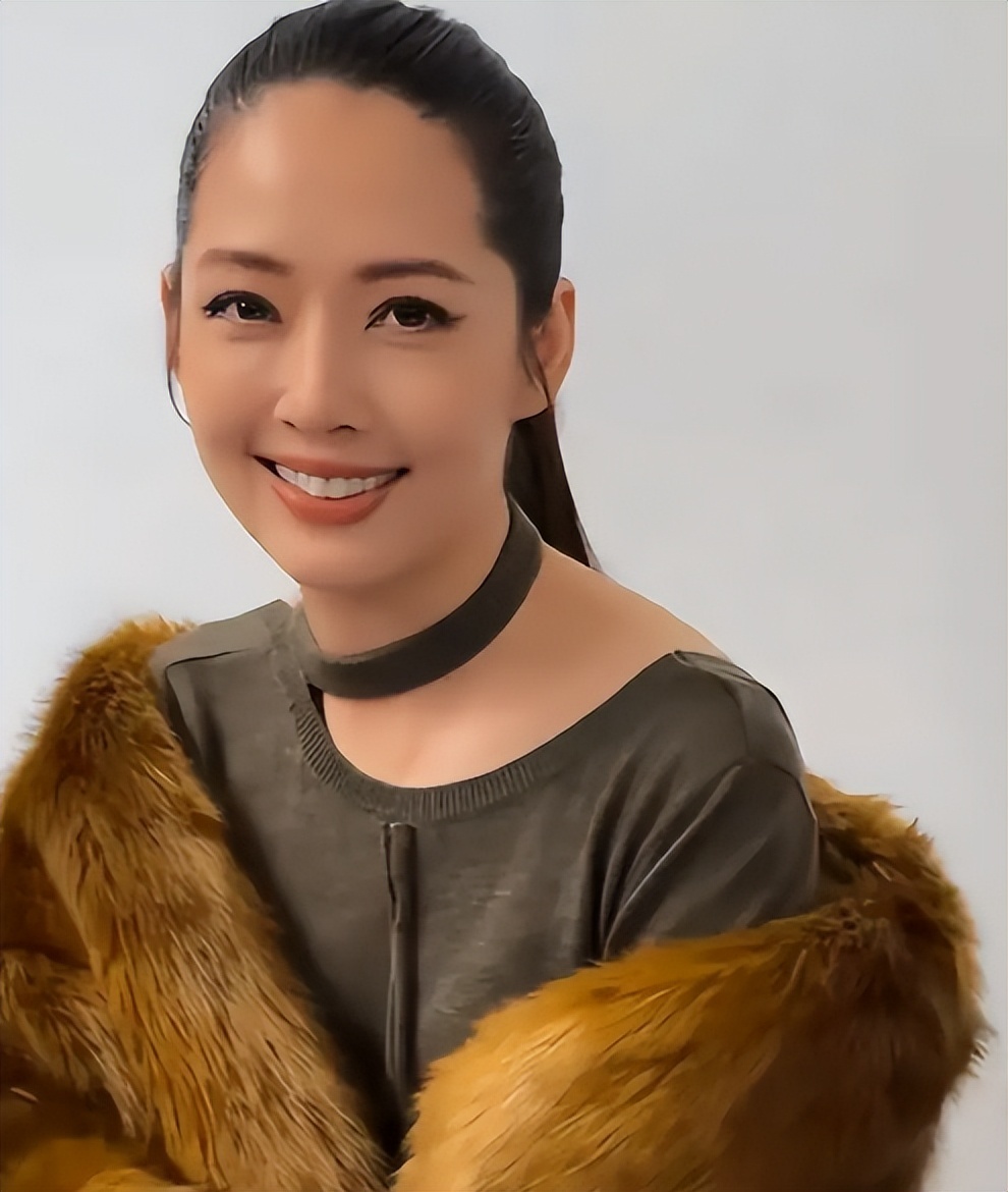 向太也没想到，自己千辛万苦给向佐找的媳妇，竟狠狠“拿捏”了她(图16)