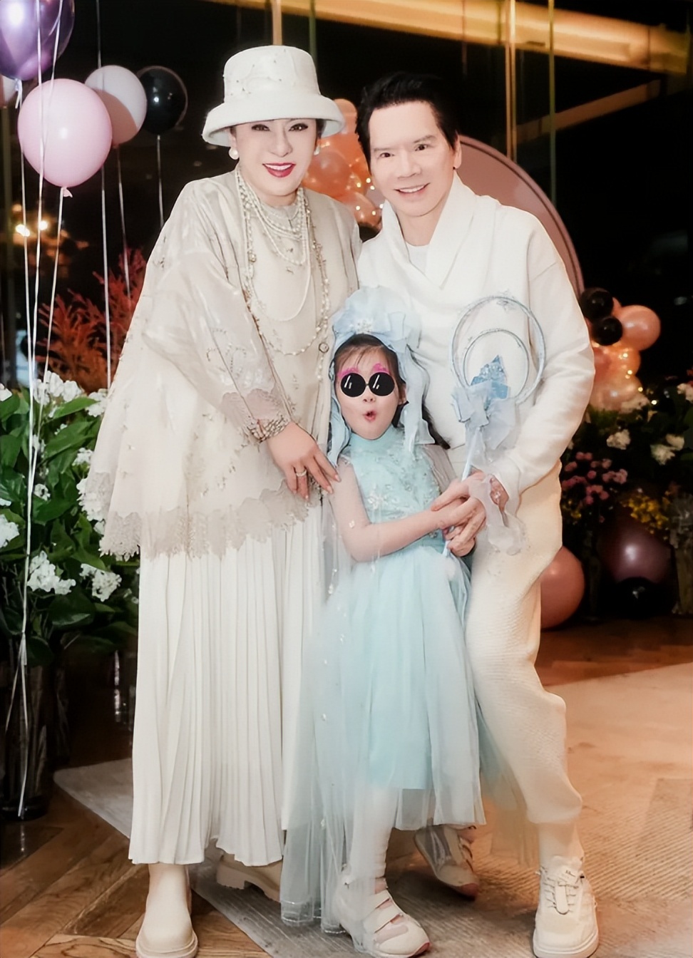 向太也没想到，自己千辛万苦给向佐找的媳妇，竟狠狠“拿捏”了她(图17)