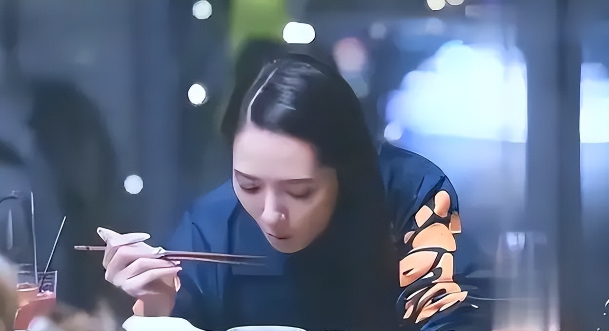 向太也没想到，自己千辛万苦给向佐找的媳妇，竟狠狠“拿捏”了她(图7)