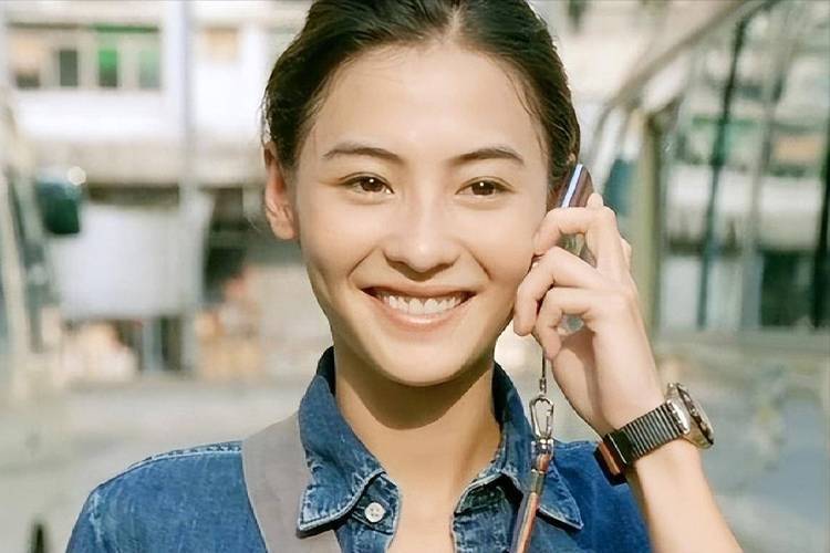 不拼事业拼生育？45岁张柏芝近况曝光，直言当妈妈才是人生目标(图3)