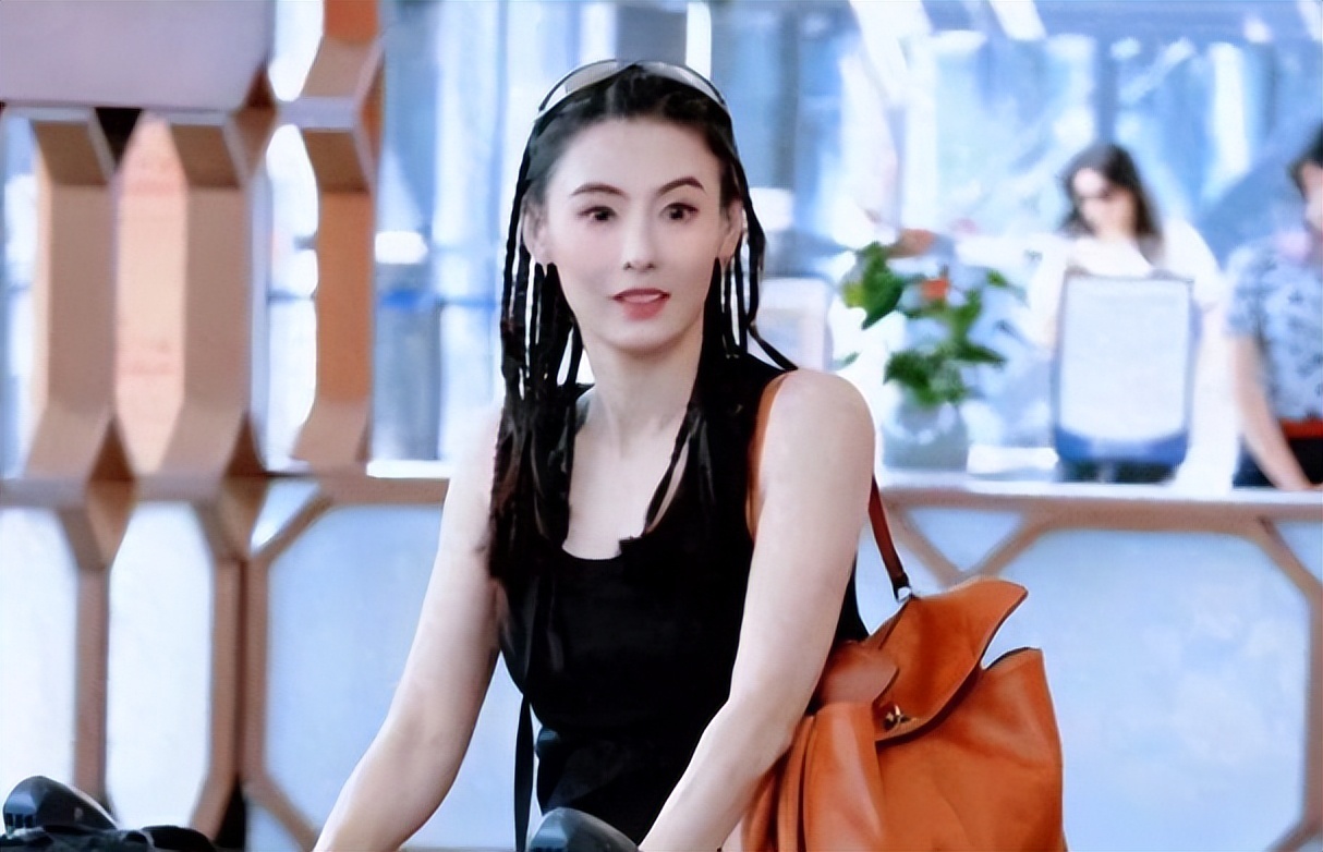 不拼事业拼生育？45岁张柏芝近况曝光，直言当妈妈才是人生目标(图11)