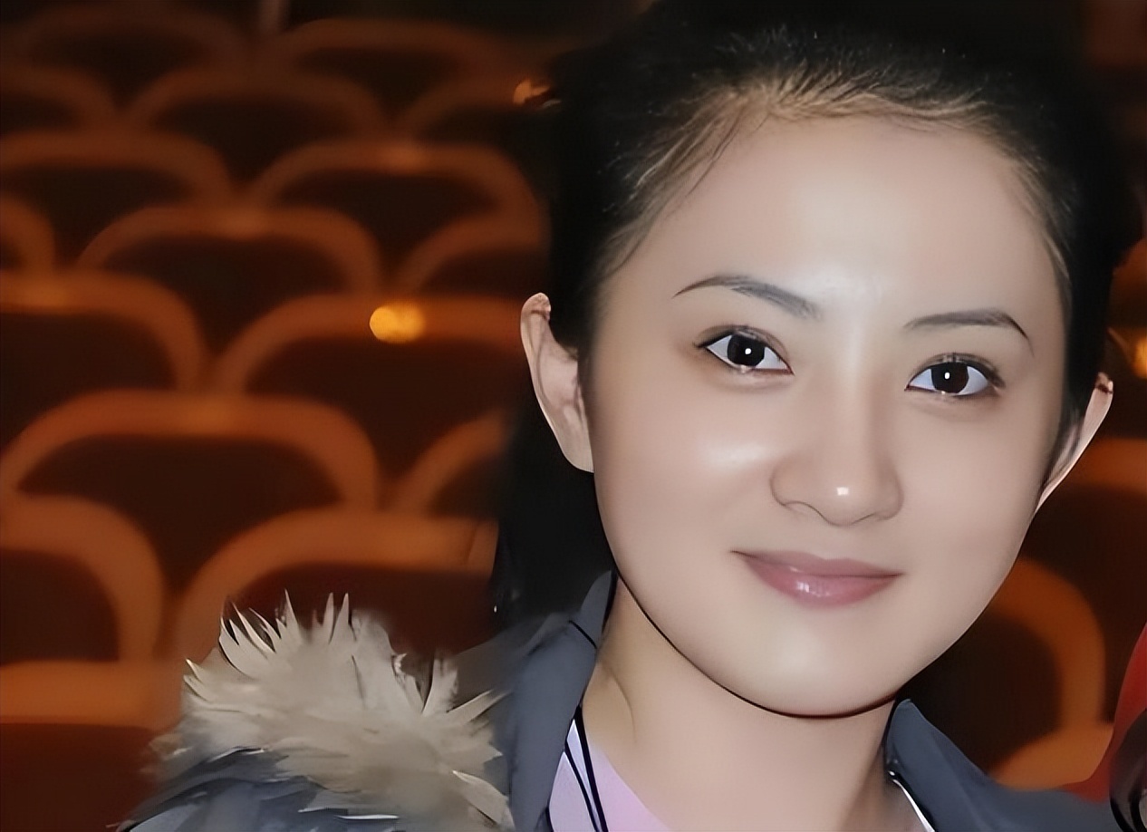 没想到，44岁仍选择不婚不育的金铭，早已走上了另一条大道(图2)