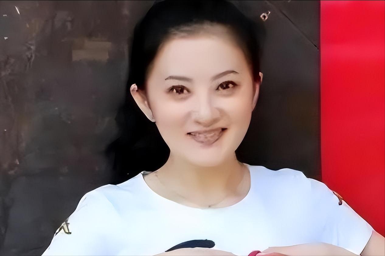 没想到，44岁仍选择不婚不育的金铭，早已走上了另一条大道(图5)