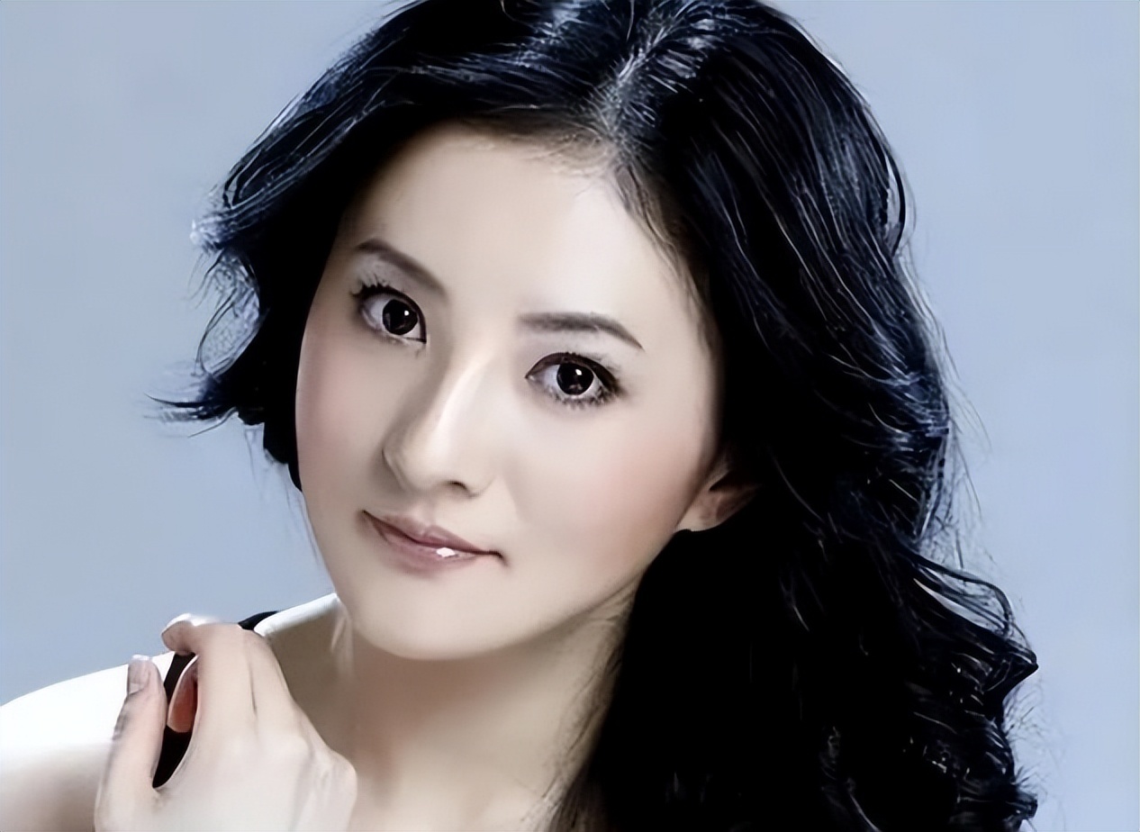 没想到，44岁仍选择不婚不育的金铭，早已走上了另一条大道(图10)