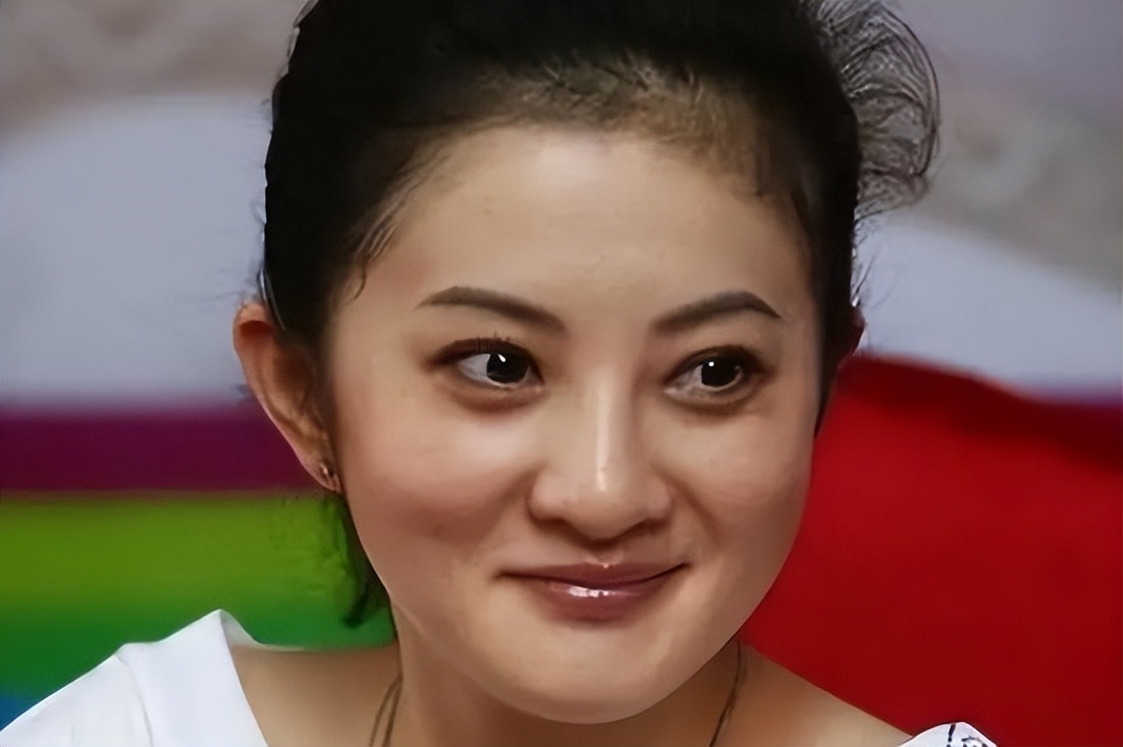 没想到，44岁仍选择不婚不育的金铭，早已走上了另一条大道(图13)