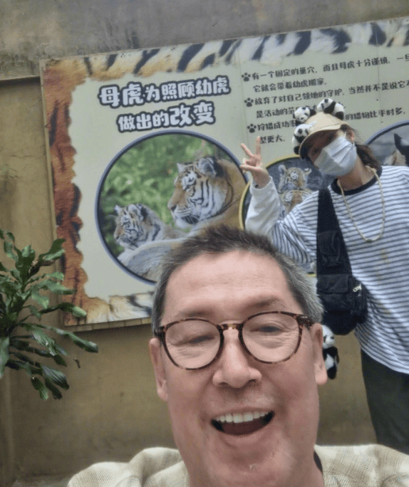 郭碧婷爸爸发文致谢向太一家，否认 “七个孙子都要女儿养” 传闻(图1)