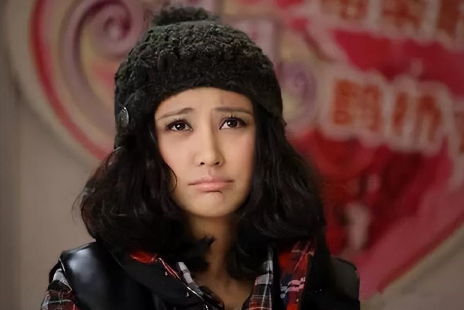 44岁张歆艺这一哭,在全网火了,网友:蒋欣的评价终于有人信了(图2) 44岁张歆艺这一哭,在全网火了,网友:蒋欣的评价终于有人信了(图2)