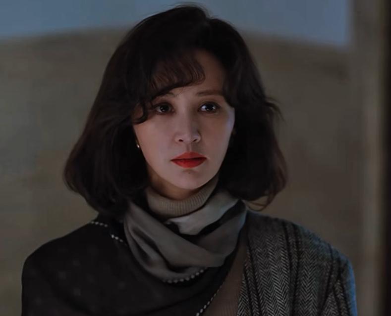 44岁张歆艺这一哭,在全网火了,网友:蒋欣的评价终于有人信了(图8) 44岁张歆艺这一哭,在全网火了,网友:蒋欣的评价终于有人信了(图8)