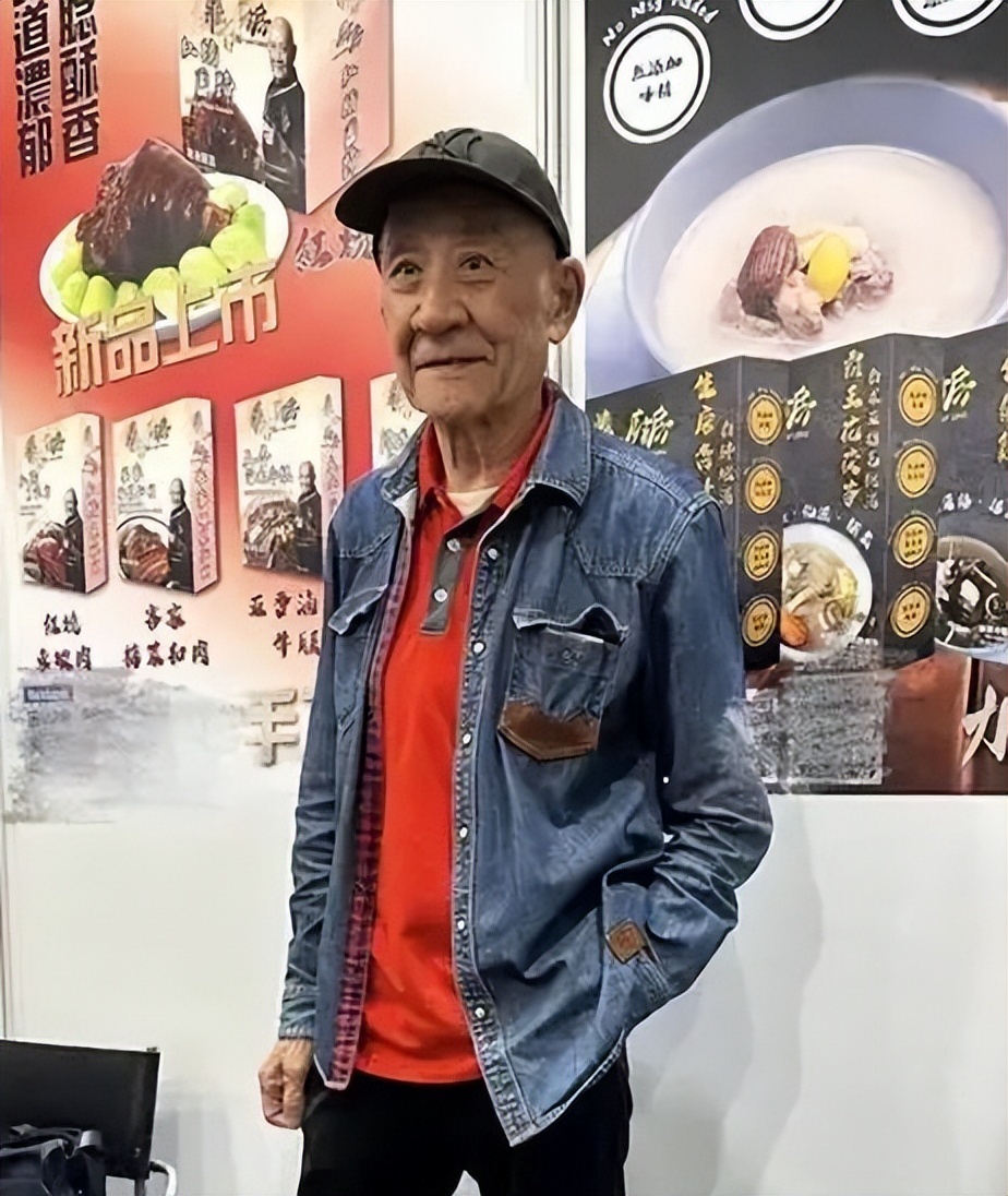 同人不同命!64岁黄日华官宣退圈,79岁李家鼎暴瘦18斤却不肯退休(图14) 同人不同命!64岁黄日华官宣退圈,79岁李家鼎暴瘦18斤却不肯退休(图14)