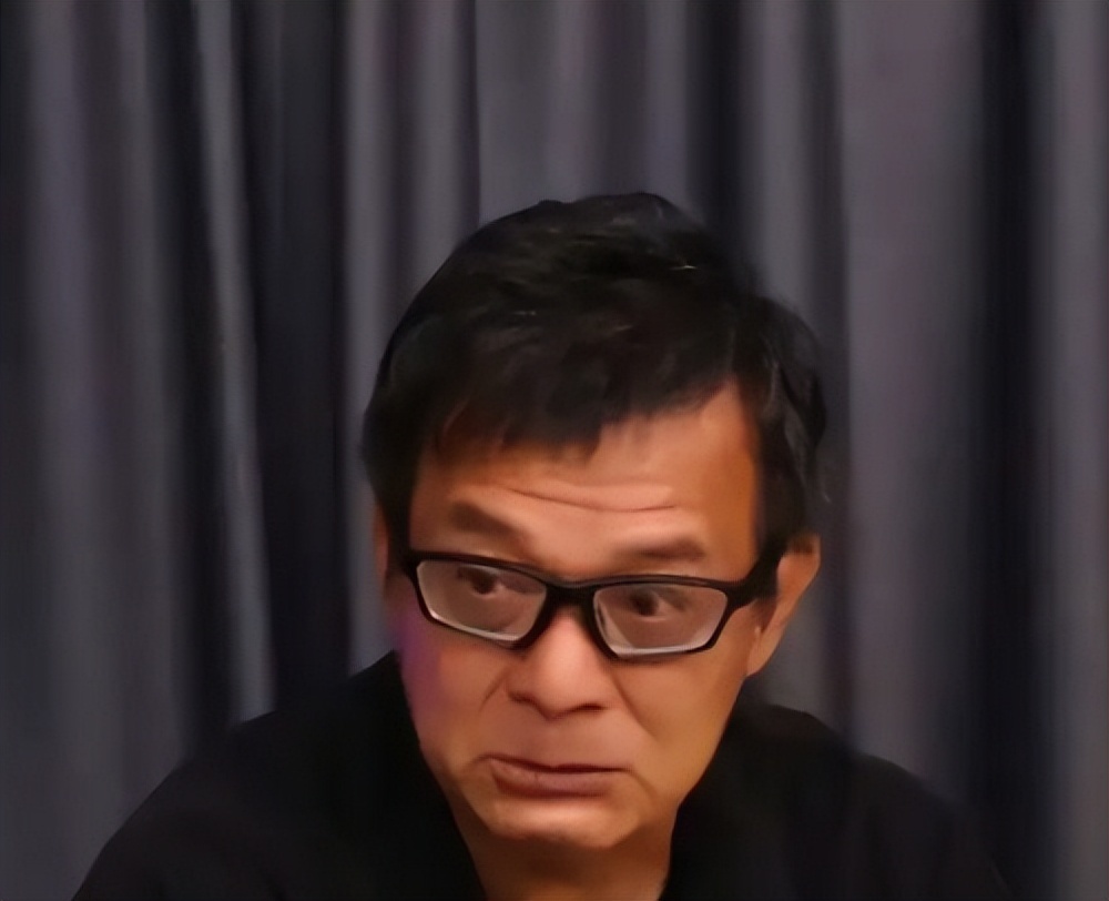 同人不同命!64岁黄日华官宣退圈,79岁李家鼎暴瘦18斤却不肯退休(图22) 同人不同命!64岁黄日华官宣退圈,79岁李家鼎暴瘦18斤却不肯退休(图22)