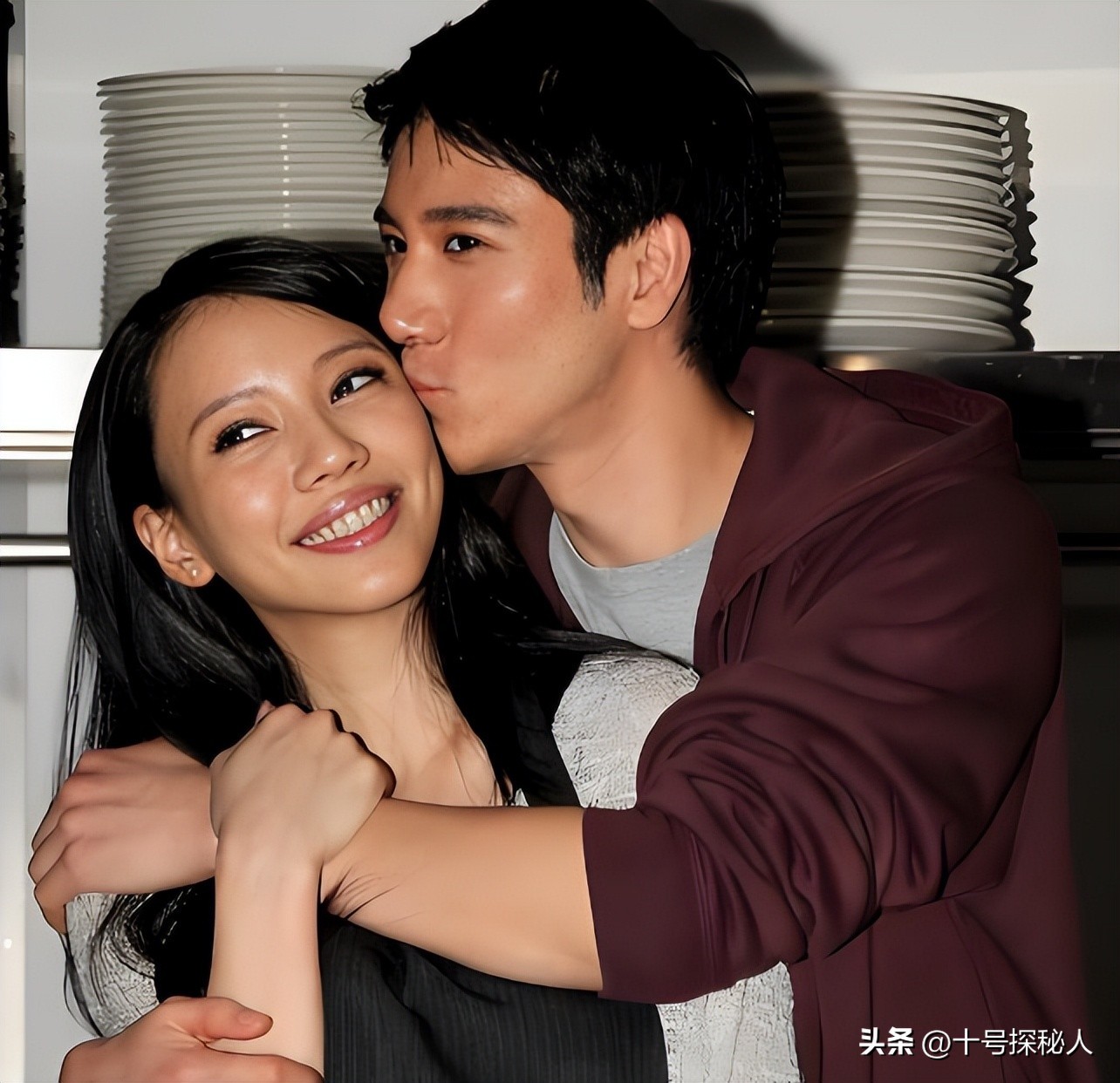 王力宏仨子女令人担忧,大女儿11岁疑还未上学,李靓蕾精神变化大(图13) 王力宏仨子女令人担忧,大女儿11岁疑还未上学,李靓蕾精神变化大(图13)