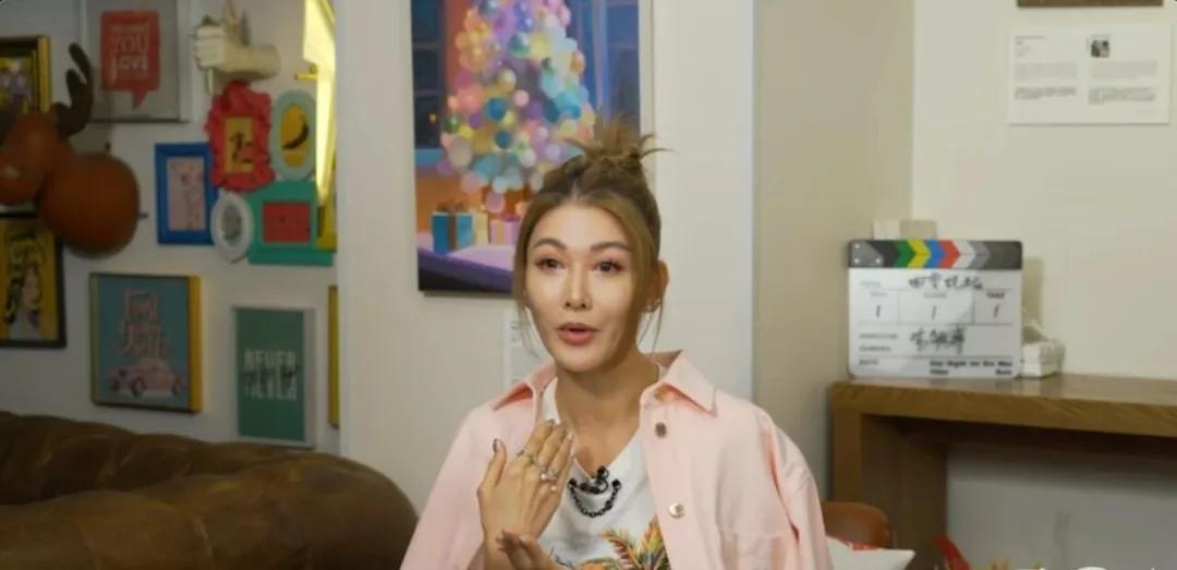 前TVB知名花旦自爆19个月短暂婚姻真相,拒绝跟前夫复合:算了吧(图2) 前TVB知名花旦自爆19个月短暂婚姻真相,拒绝跟前夫复合:算了吧(图2)