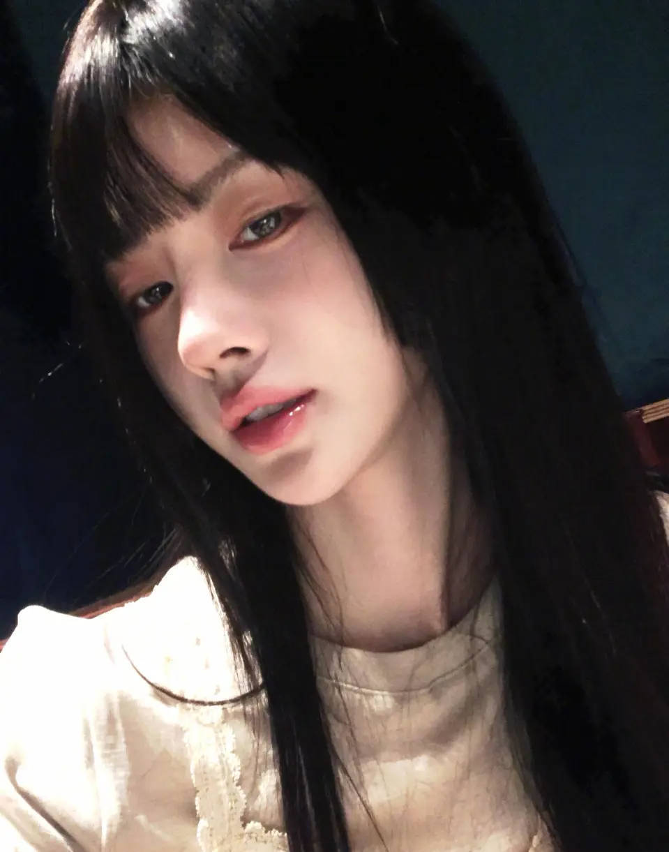 丝芭回应鞠婧祎收入争议，称已支付对方超1