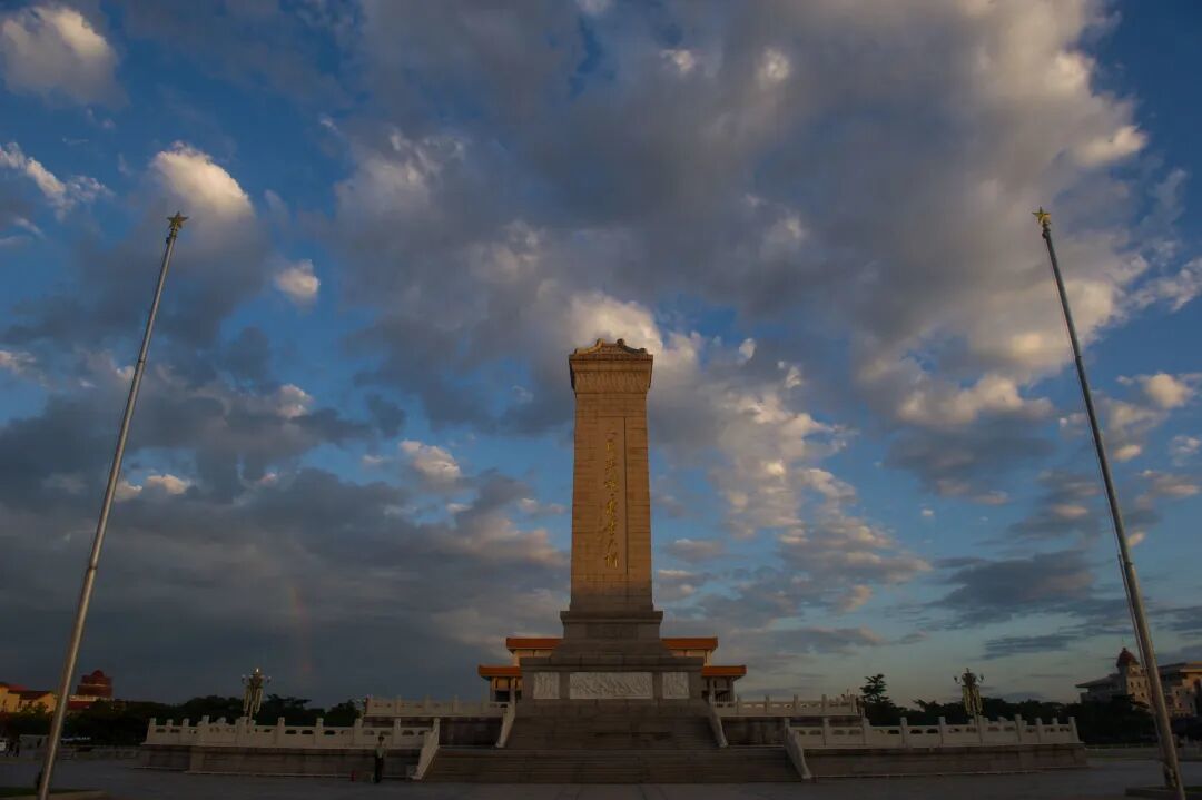 “悼明”风潮里,先搞明白一件事(图3) “悼明”风潮里,先搞明白一件事(图3)