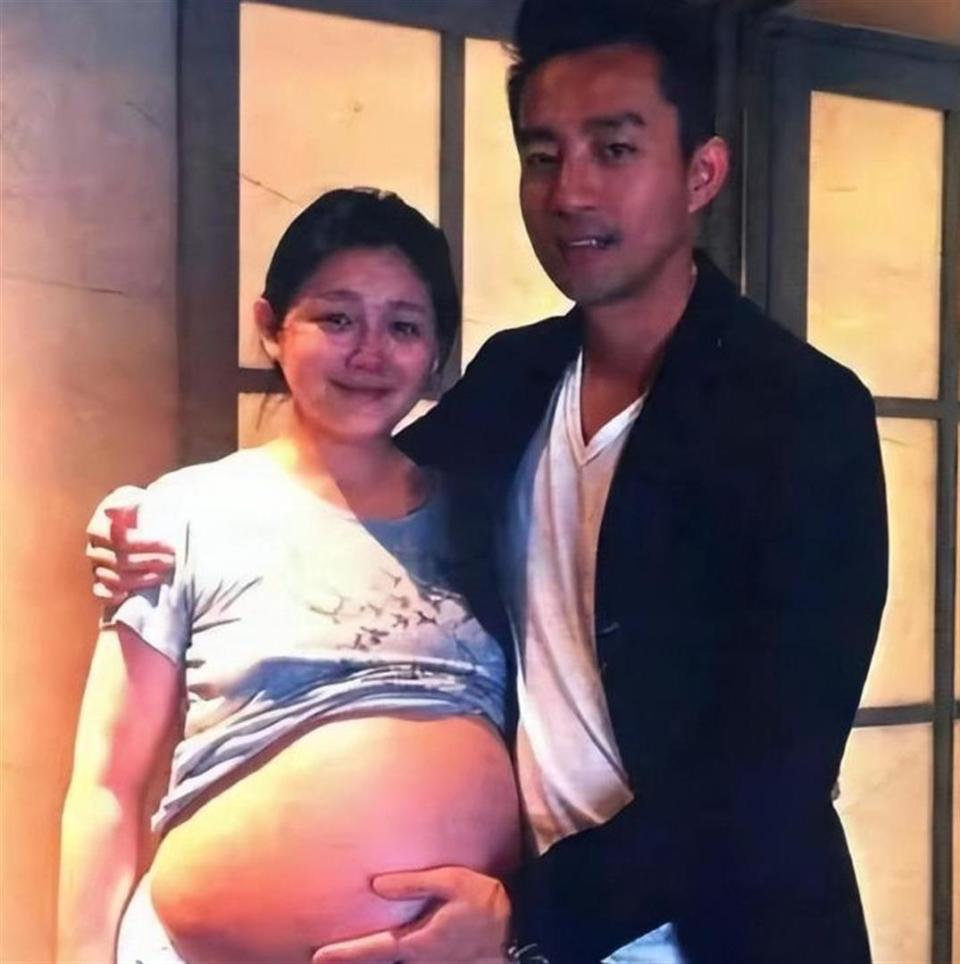 人心不足蛇吞象!蔡康永又谈大S去世,一句话揭开小S领奖内幕(图7) 人心不足蛇吞象!蔡康永又谈大S去世,一句话揭开小S领奖内幕(图7)