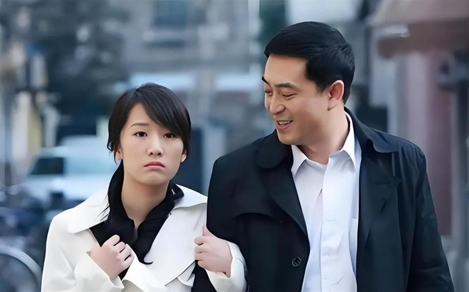 钱再多有什么用!55岁身患“不死癌症”的张嘉益,给中年人提了个醒(图4) 钱再多有什么用!55岁身患“不死癌症”的张嘉益,给中年人提了个醒(图4)