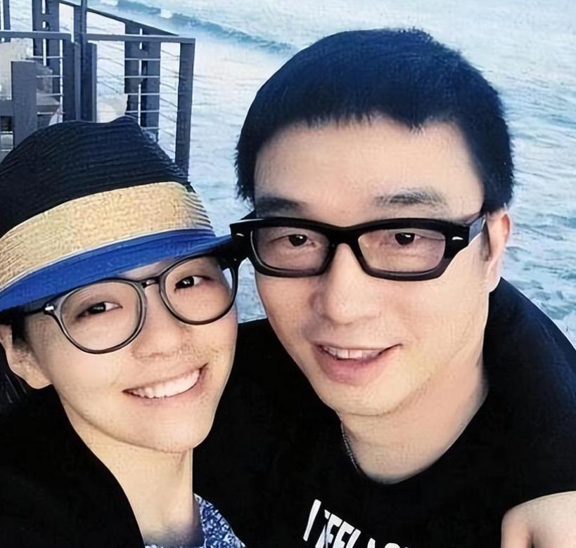 净身出户7年后,完美翻身的张靓颖,“独吞”6亿的前夫拉开差距(图2) 净身出户7年后,完美翻身的张靓颖,“独吞”6亿的前夫拉开差距(图2)