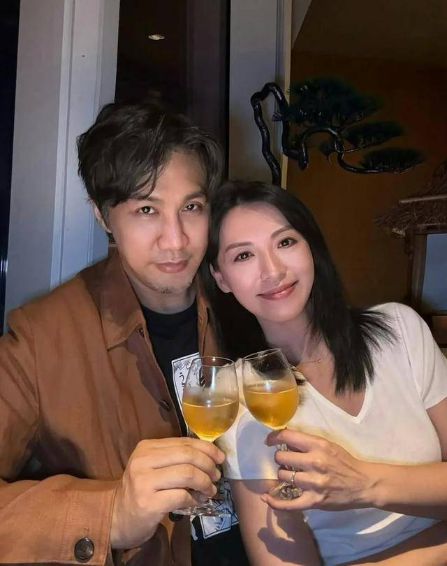 TVB花旦为老公庆生!结婚三年暂未考虑跟对方生小孩：他自己都有了(图5)