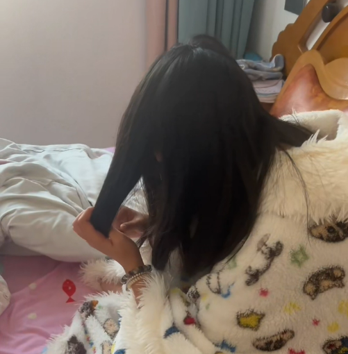 11岁留守女孩遭亲戚猥亵，夫妻俩为女儿名