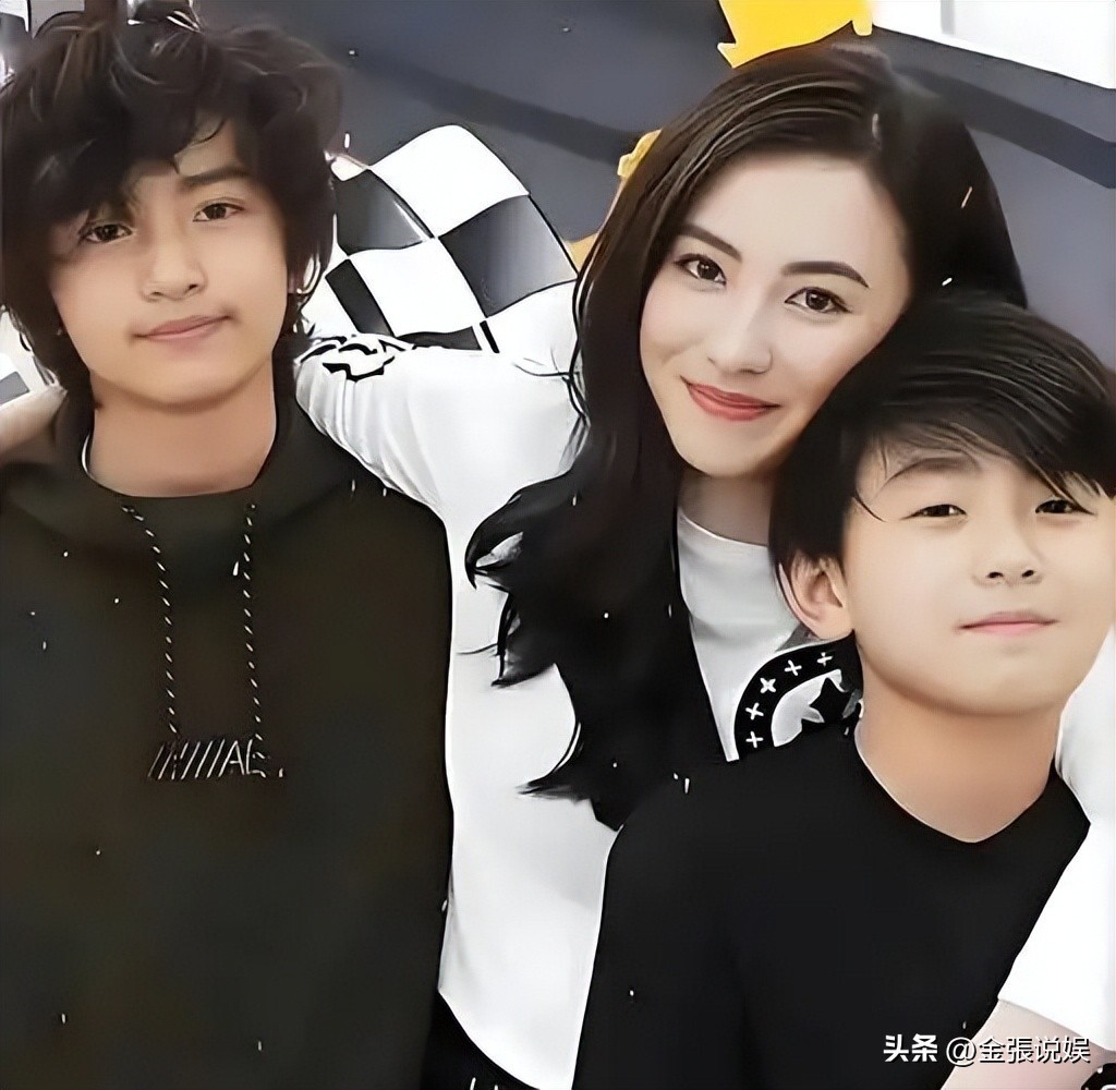 看破不说破！骂张柏芝三胎全是赔钱货，向太出手曝宁静嫁老外内幕(图26)