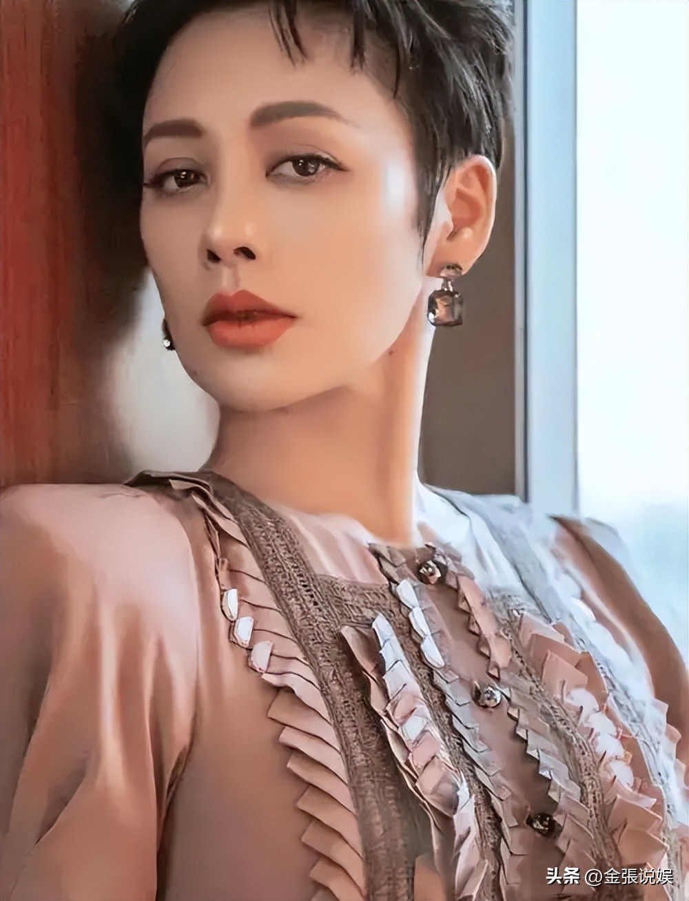 看破不说破！骂张柏芝三胎全是赔钱货，向太出手曝宁静嫁老外内幕(图34)