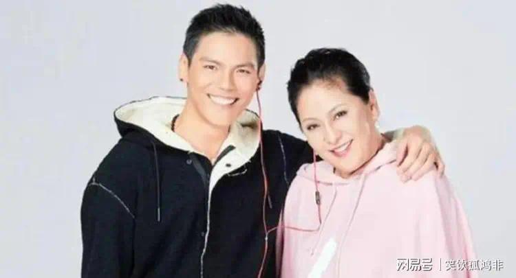 长得丑、演戏烂!爹妈“强捧都不红”都4位星二代,别霍霍观众了(图5) 长得丑、演戏烂!爹妈“强捧都不红”都4位星二代,别霍霍观众了(图5)