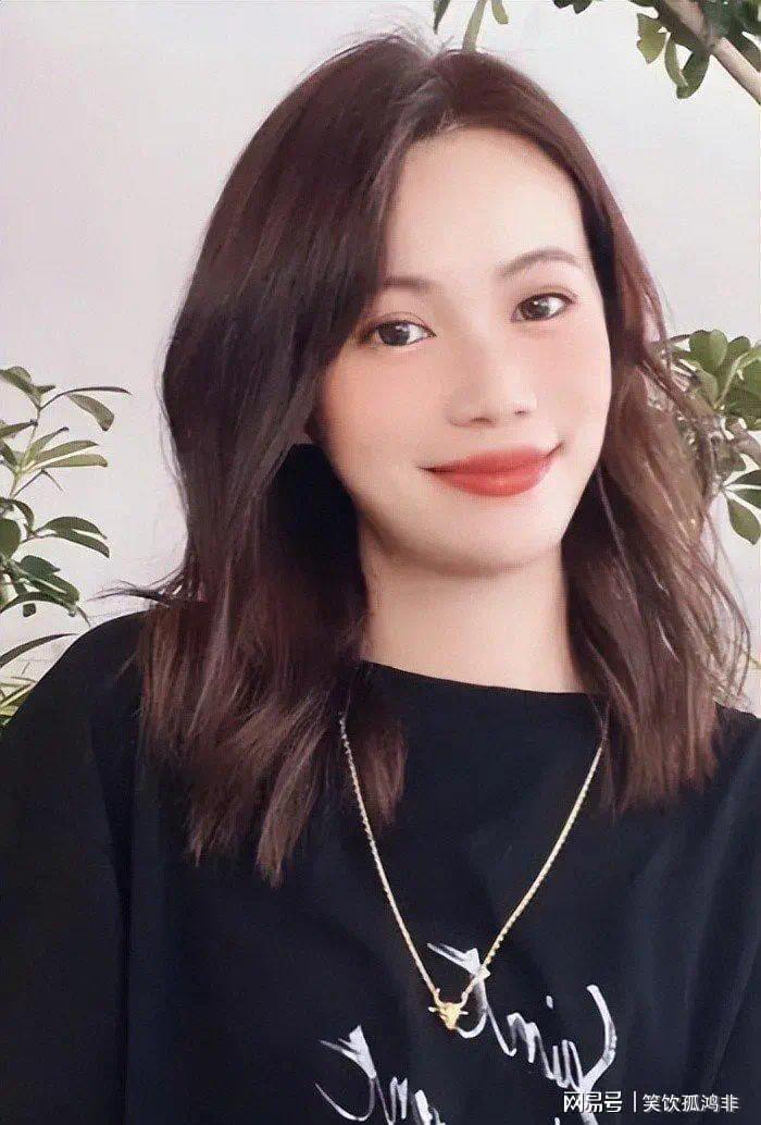 长得丑、演戏烂!爹妈“强捧都不红”都4位星二代,别霍霍观众了(图24) 长得丑、演戏烂!爹妈“强捧都不红”都4位星二代,别霍霍观众了(图24)