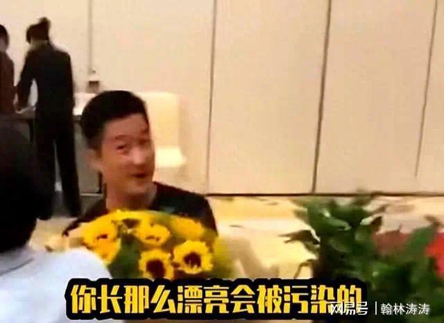 李彩桦不再沉默！爆料娱乐圈潜规则，原来杨