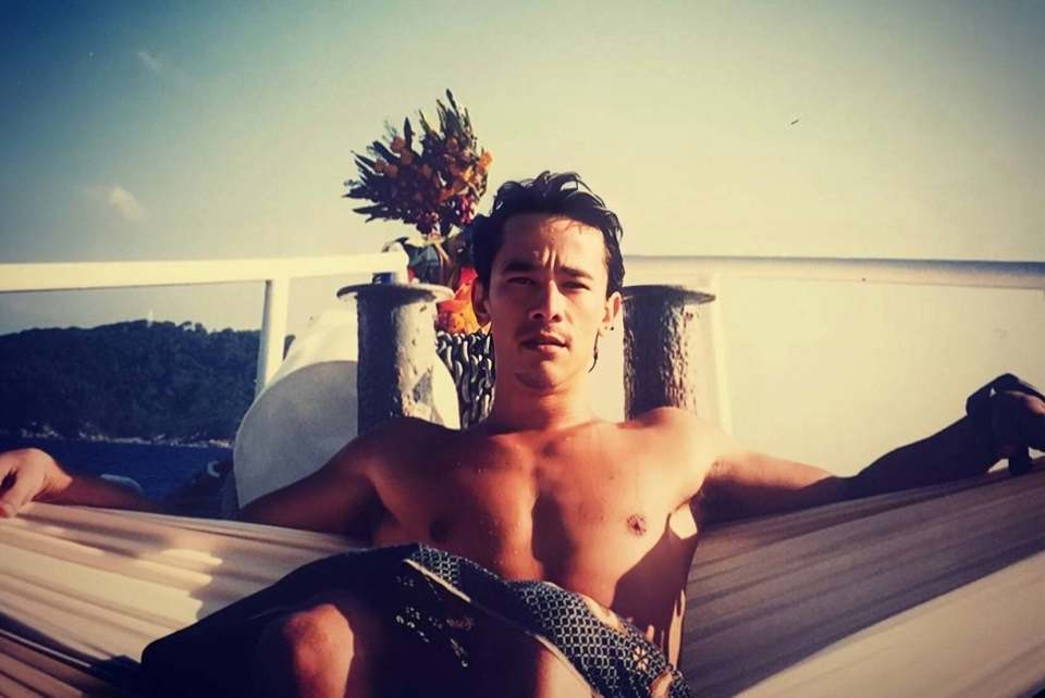 香港知名男星满头白发，遭前女友嫌弃没车没房，未结成婚至今单身(图9)