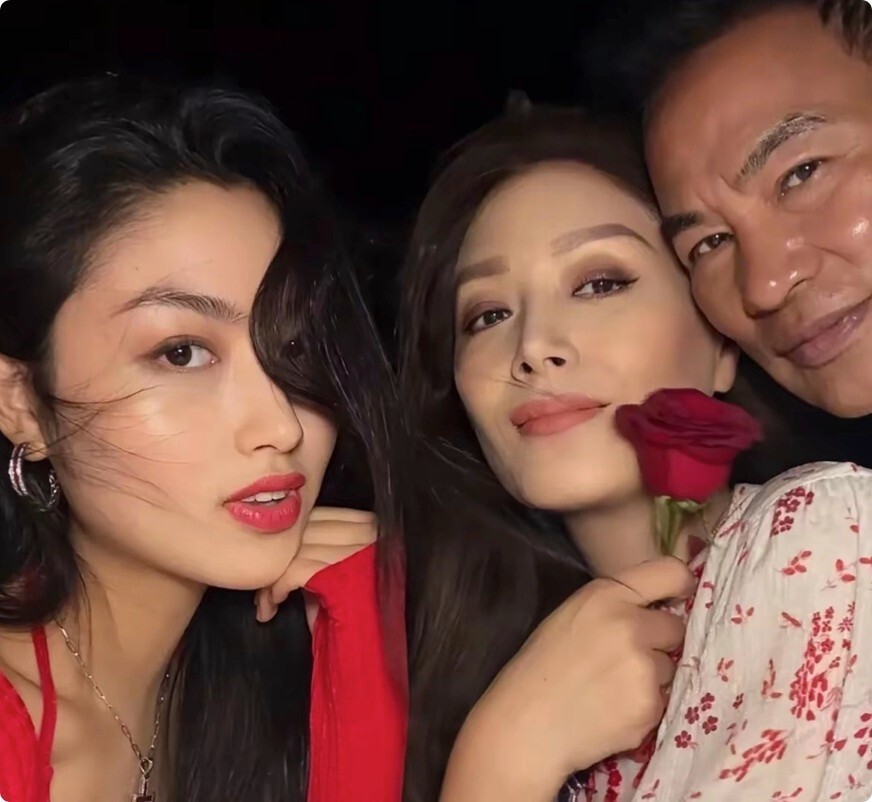 任达华女儿生日照太惊艳，性感美艳大长腿，21岁颜值不输超模妈妈(图14)