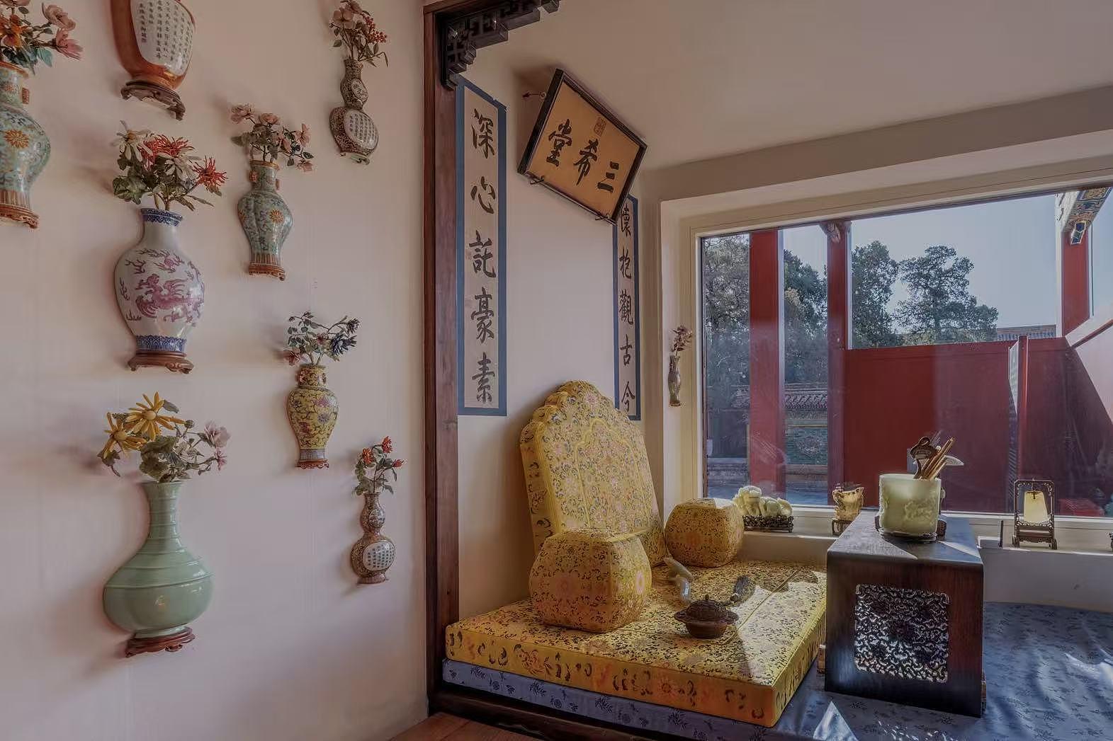 故宫养心殿时隔10年重开，首个周末实探：高峰期限流，看三希堂要“靠身体”(图5)