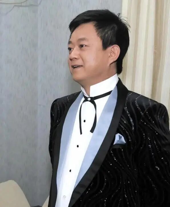 朱军高调发文,坦白与谭梅婚姻细节,诬告风波3年前就真相大白!(图5) 朱军高调发文,坦白与谭梅婚姻细节,诬告风波3年前就真相大白!(图5)